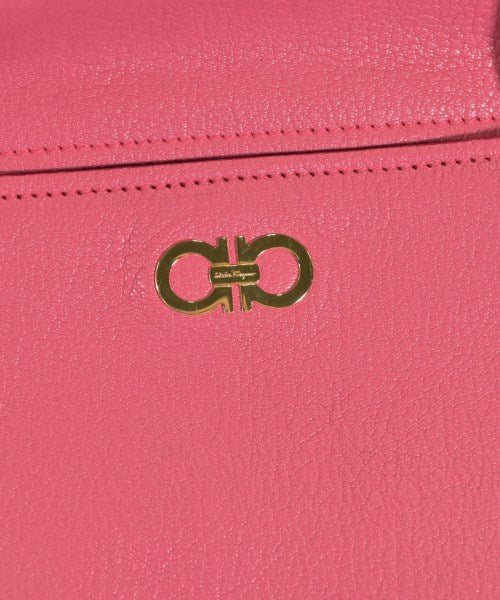 Salvatore Ferragamo กระเป๋าถือขนาดใหญ่