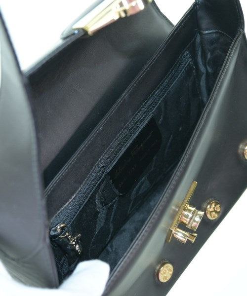 Salvatore Ferragamo กระเป๋าสะพาย