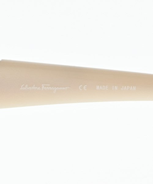 Salvatore Ferragamo แว่นกันแดด