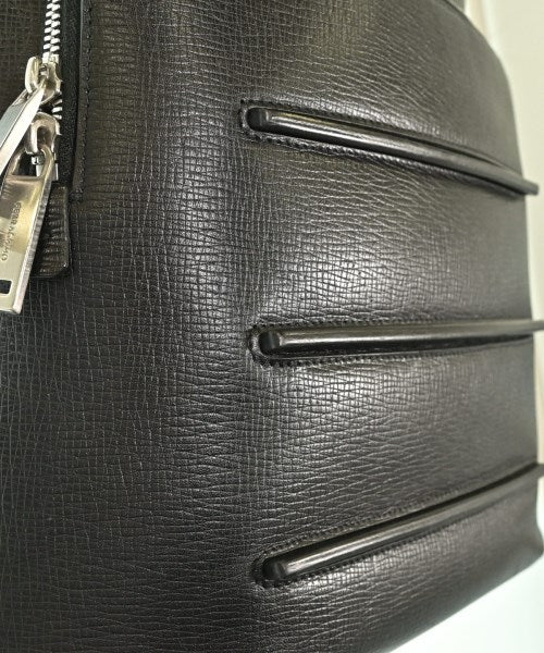 Salvatore Ferragamo เป้สะพายหลัง