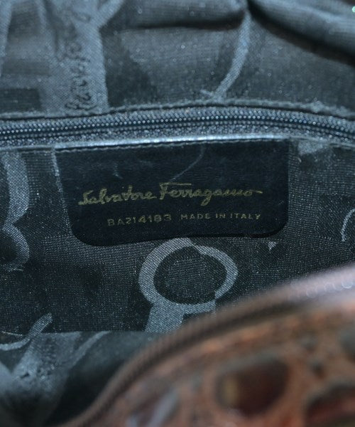 Salvatore Ferragamo กระเป๋าสะพาย