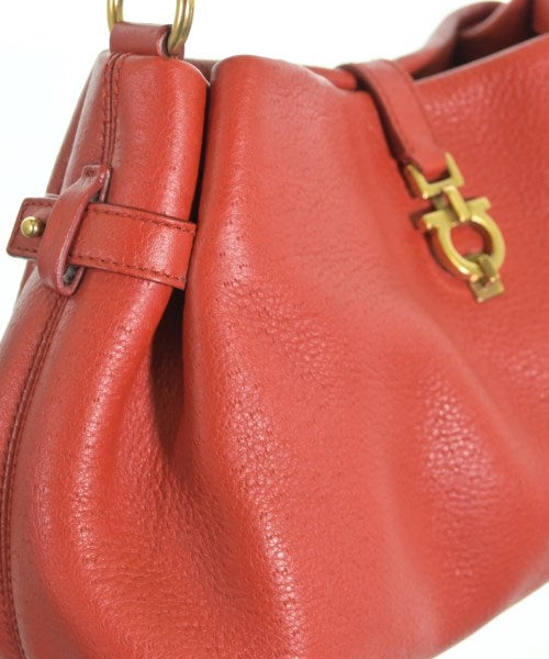 Salvatore Ferragamo กระเป๋าถือ