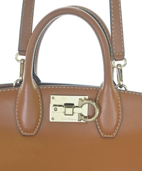 Salvatore Ferragamo กระเป๋าถือ