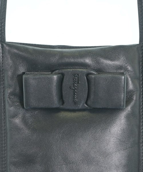 Salvatore Ferragamo กระเป๋าสะพาย