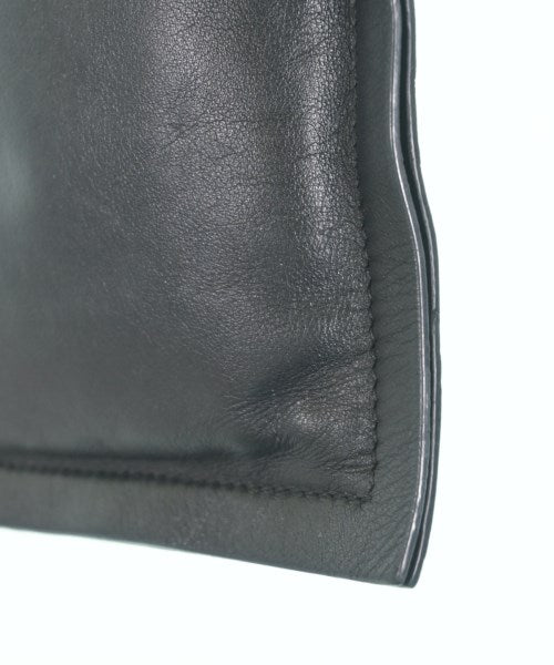 Salvatore Ferragamo กระเป๋าสะพาย