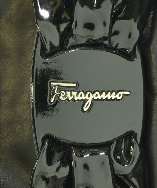 Salvatore Ferragamo กระเป๋าถือ