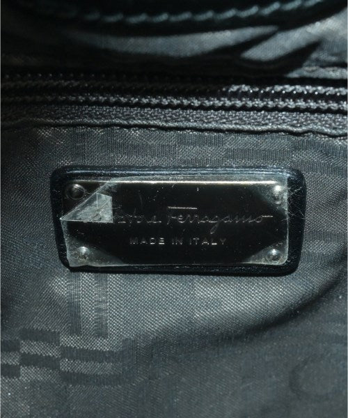 Salvatore Ferragamo กระเป๋าถือ