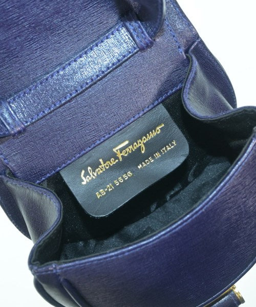 Salvatore Ferragamo กระเป๋าสะพาย