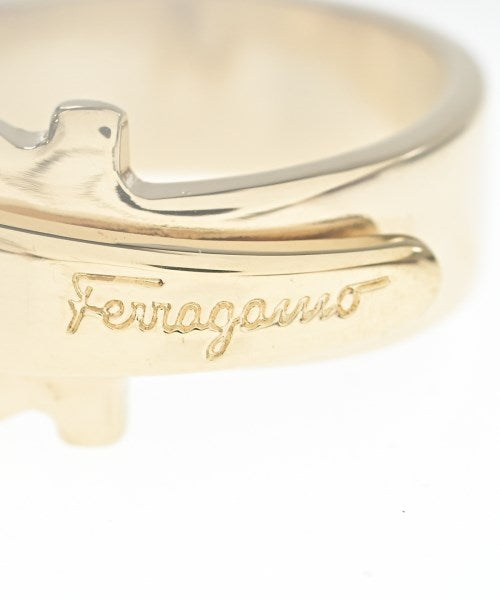 Salvatore Ferragamo อื่นๆ