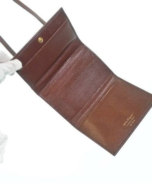 Salvatore Ferragamo กระเป๋าสะพาย