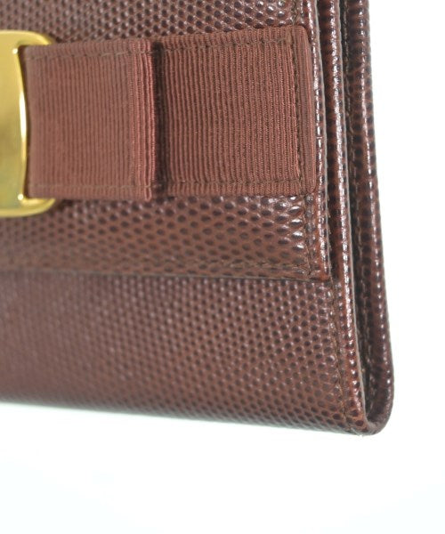 Salvatore Ferragamo กระเป๋าสะพาย
