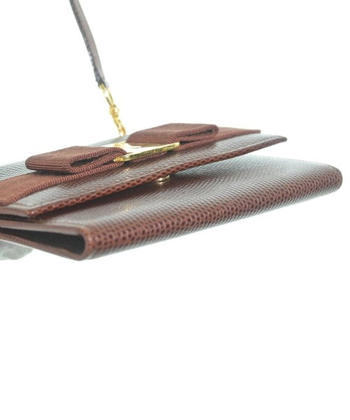 Salvatore Ferragamo กระเป๋าสะพาย