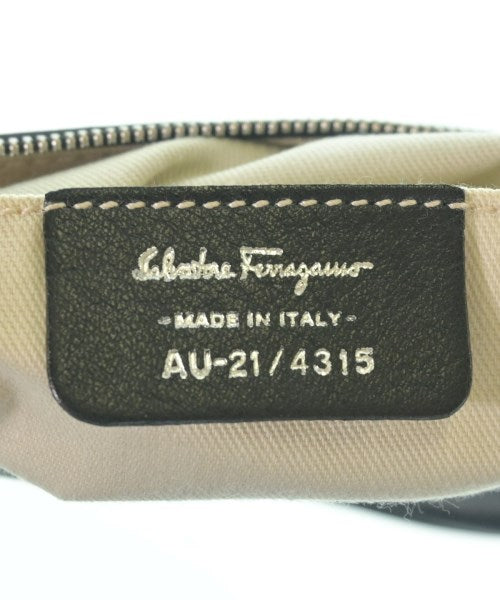 Salvatore Ferragamo กระเป๋าสะพาย
