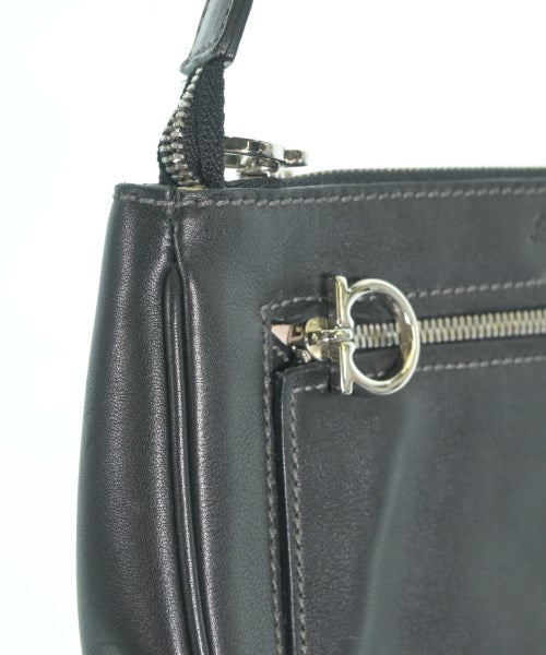 Salvatore Ferragamo กระเป๋าสะพาย