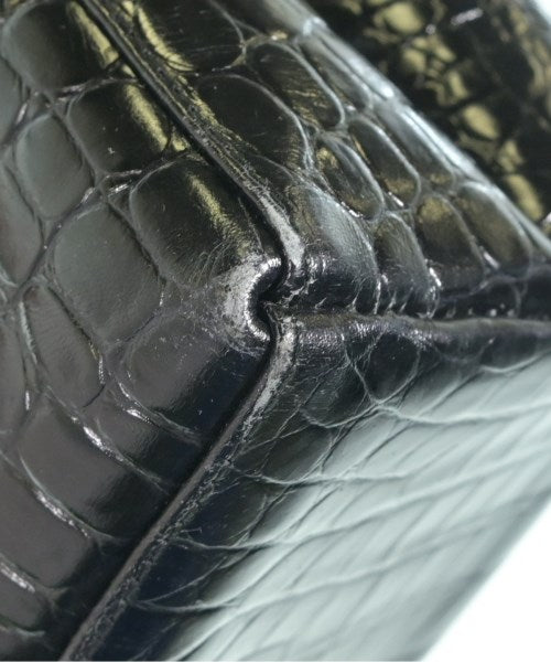 Salvatore Ferragamo กระเป๋าถือขนาดใหญ่