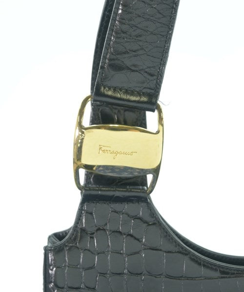 Salvatore Ferragamo กระเป๋าถือขนาดใหญ่