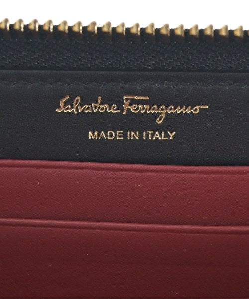 Salvatore Ferragamo กระเป๋าสตางค์/กระเป๋าใส่เหรียญ