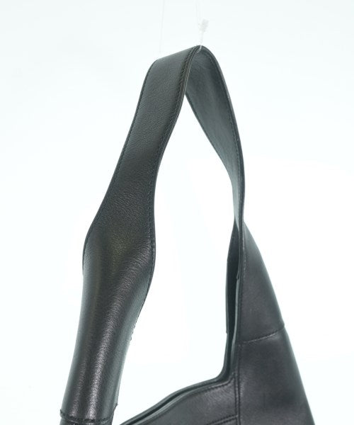 Salvatore Ferragamo กระเป๋าสะพาย