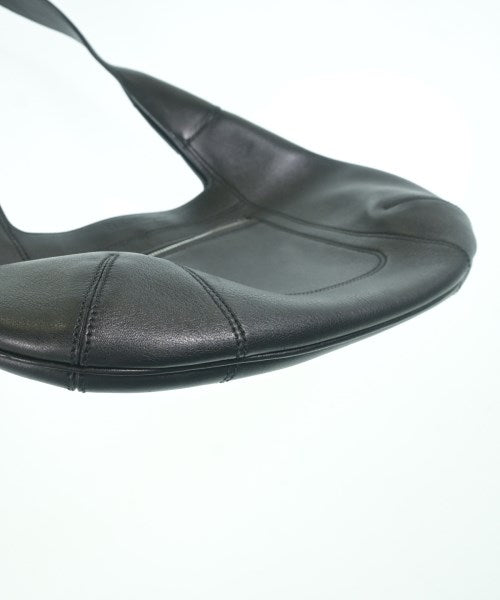Salvatore Ferragamo กระเป๋าสะพาย