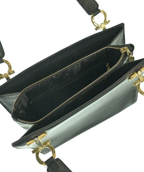 Salvatore Ferragamo กระเป๋าสะพาย