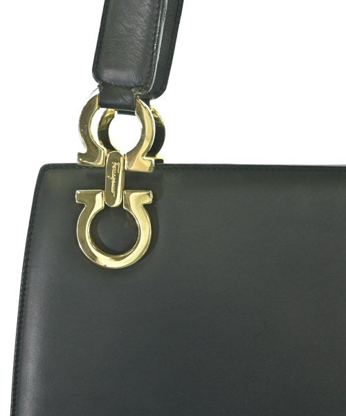 Salvatore Ferragamo กระเป๋าสะพาย