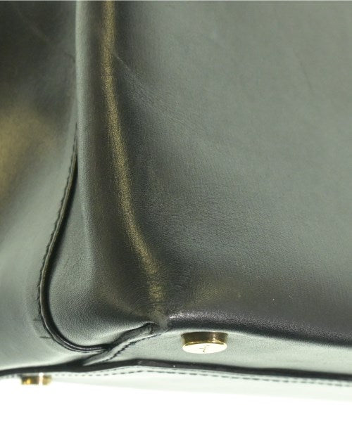 Salvatore Ferragamo กระเป๋าสะพาย