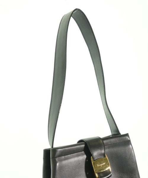 Salvatore Ferragamo กระเป๋าสะพาย