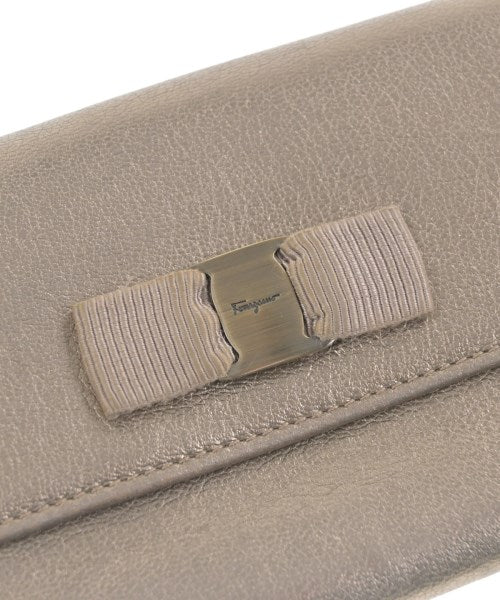 Salvatore Ferragamo กระเป๋าสตางค์/กระเป๋าใส่เหรียญ