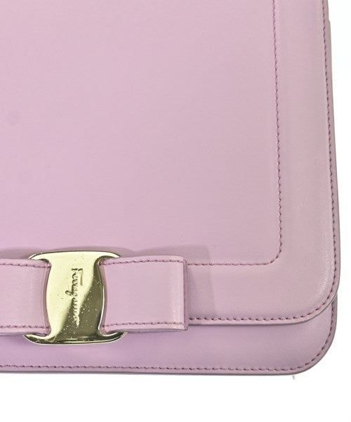 Salvatore Ferragamo กระเป๋าสะพาย