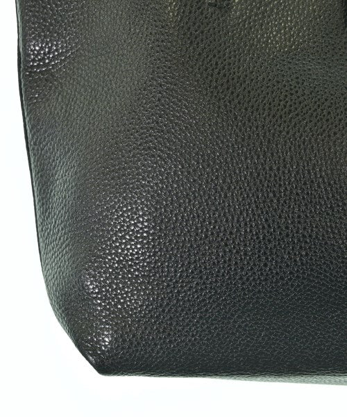 Salvatore Ferragamo กระเป๋าถือขนาดใหญ่