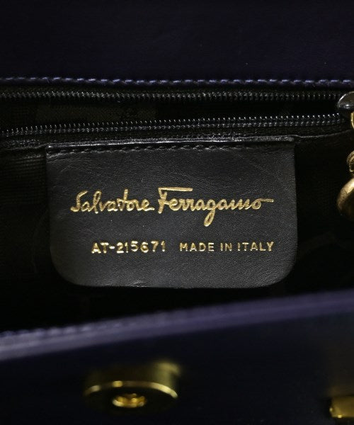 Salvatore Ferragamo กระเป๋าถือ