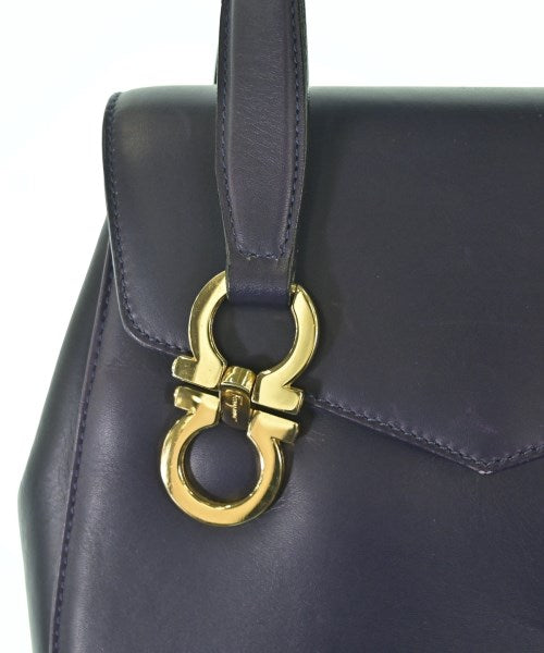Salvatore Ferragamo กระเป๋าถือ
