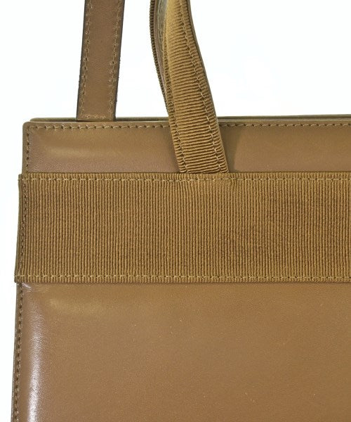 Salvatore Ferragamo กระเป๋าถือ