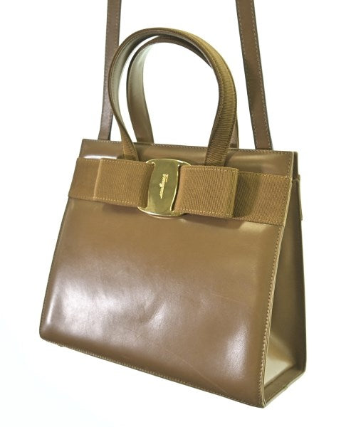 Salvatore Ferragamo กระเป๋าถือ