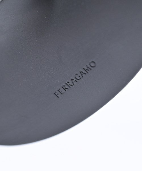 Salvatore Ferragamo สร้อยข้อมือ/กำไล