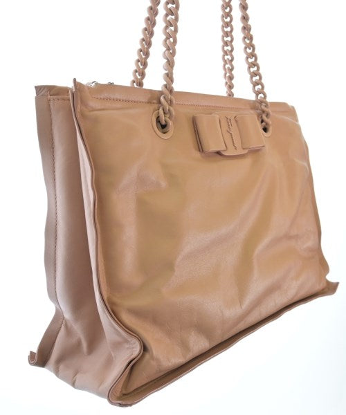 Salvatore Ferragamo กระเป๋าถือขนาดใหญ่