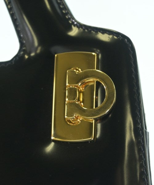 Salvatore Ferragamo กระเป๋าสะพาย