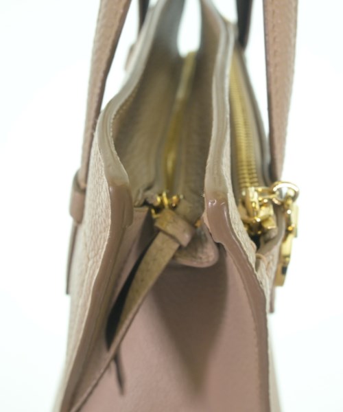 Salvatore Ferragamo กระเป๋าถือ