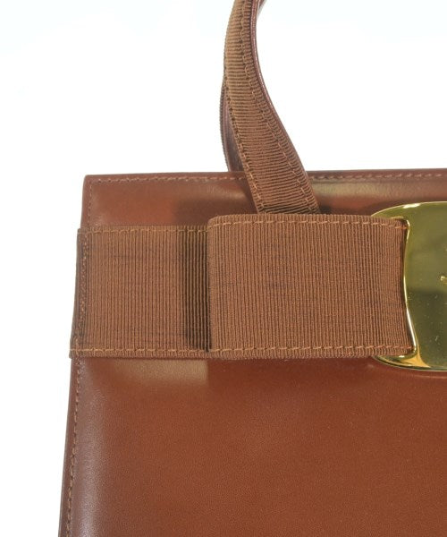 Salvatore Ferragamo กระเป๋าสะพาย