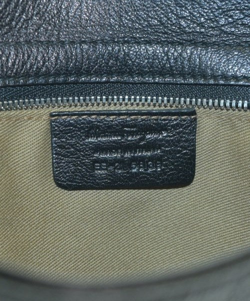 Salvatore Ferragamo กระเป๋าสะพาย
