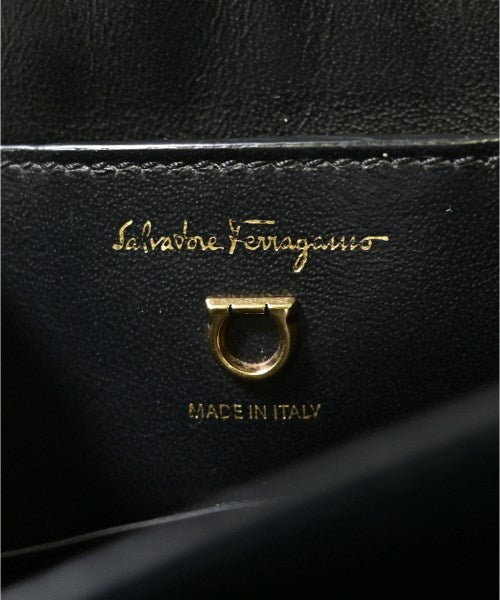 Salvatore Ferragamo กระเป๋าถือ