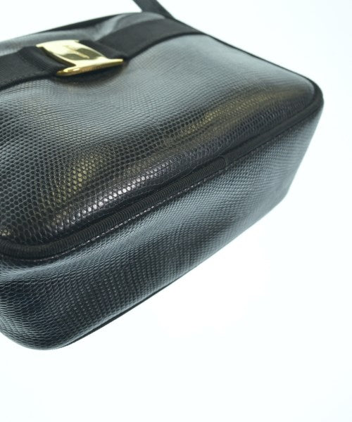 Salvatore Ferragamo กระเป๋าสะพาย