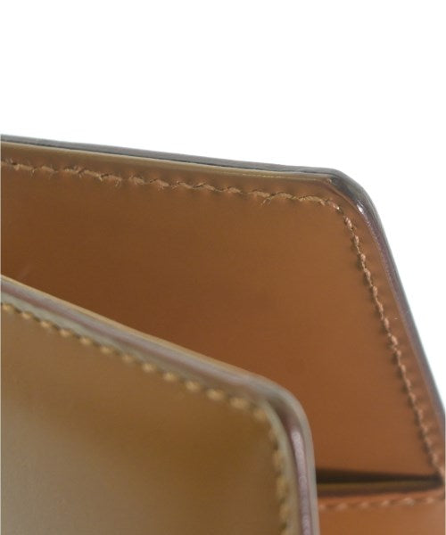 Salvatore Ferragamo กระเป๋าถือ