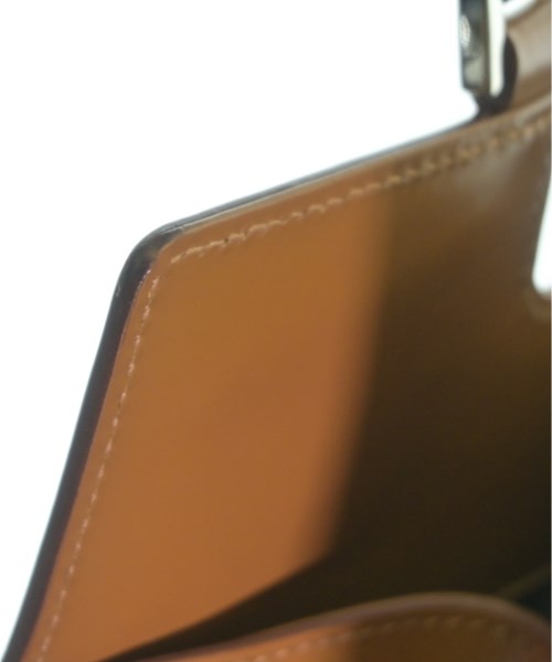 Salvatore Ferragamo กระเป๋าถือ