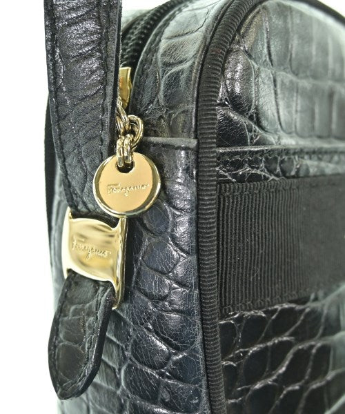 Salvatore Ferragamo กระเป๋าสะพาย