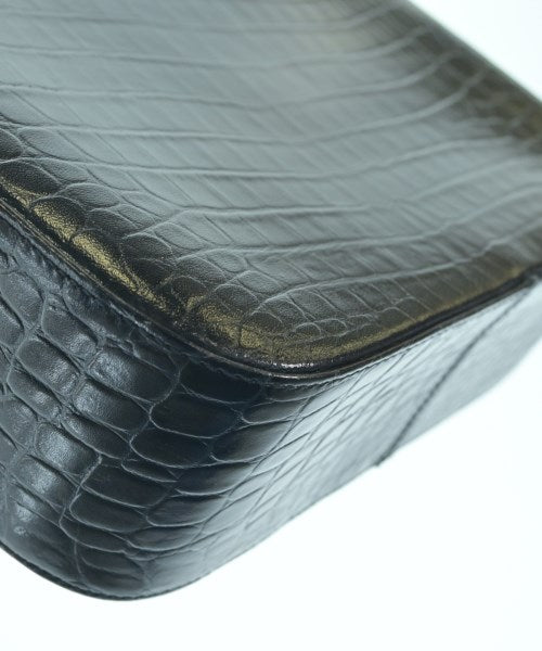Salvatore Ferragamo กระเป๋าสะพาย