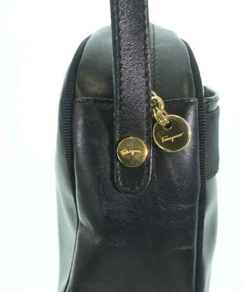 Salvatore Ferragamo กระเป๋าสะพาย