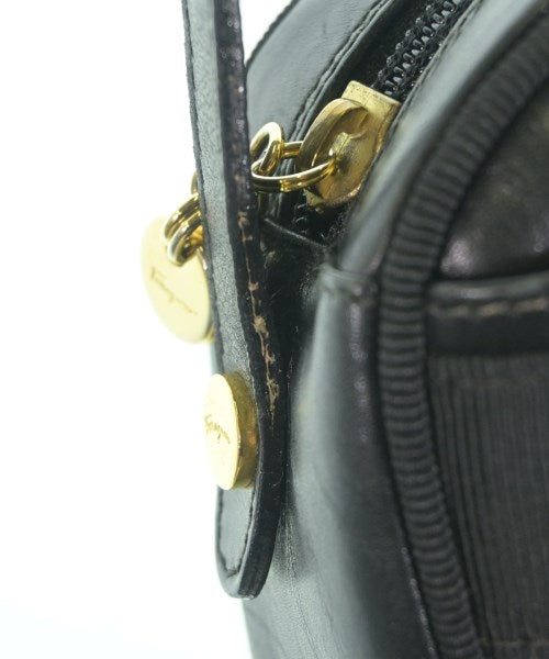 Salvatore Ferragamo กระเป๋าสะพาย