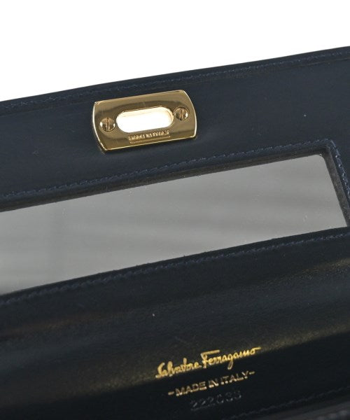 Salvatore Ferragamo กระเป๋า
