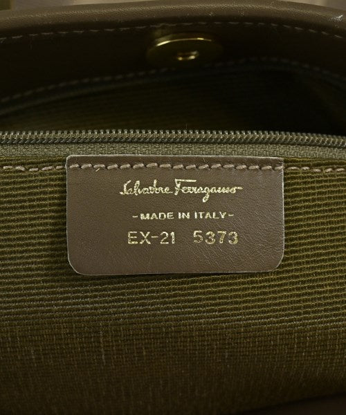 Salvatore Ferragamo กระเป๋าถือขนาดใหญ่
